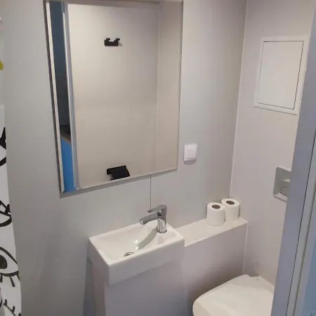 за каравани и кемпери барите - Caravan Pitch Park Barite Camping